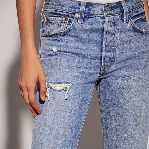 Levi’s 501 Distressed Jeans - High Rise / Waisted - 26 - Medium / Light … - Picture 6 of 6